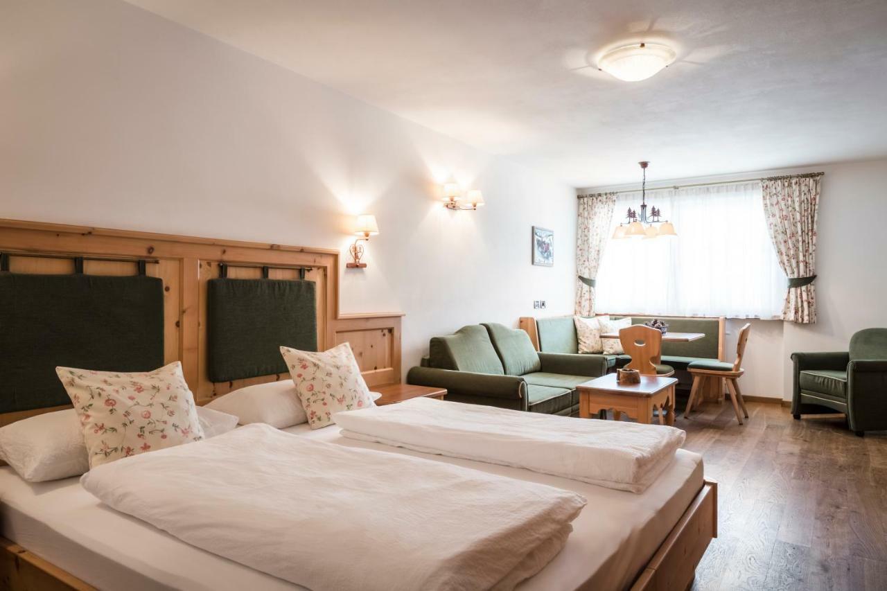 Piculin Alpin Apartments San Martino in Badia Ngoại thất bức ảnh