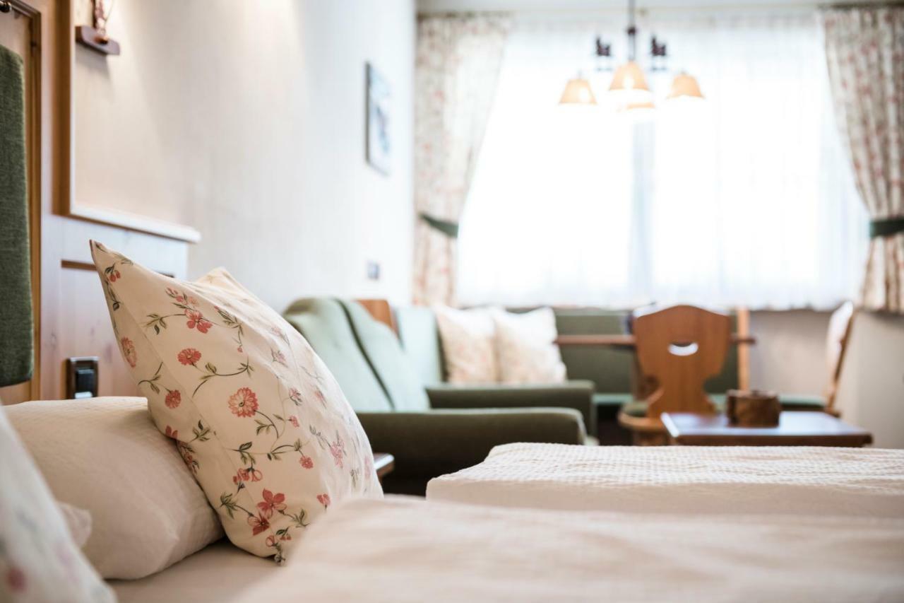 Piculin Alpin Apartments San Martino in Badia Ngoại thất bức ảnh